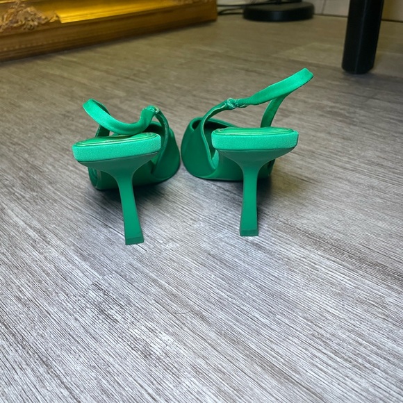 Zara Slingback Pumps - Picture 4 of 5